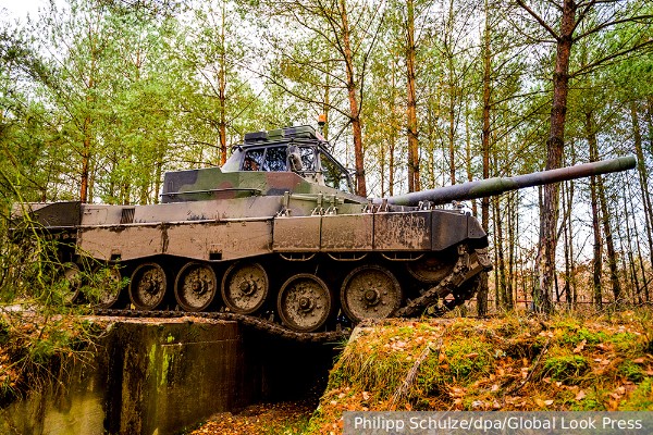 NZZ: Krauss-Maffei Wegmann     Rheinmetall -        Leopard 2