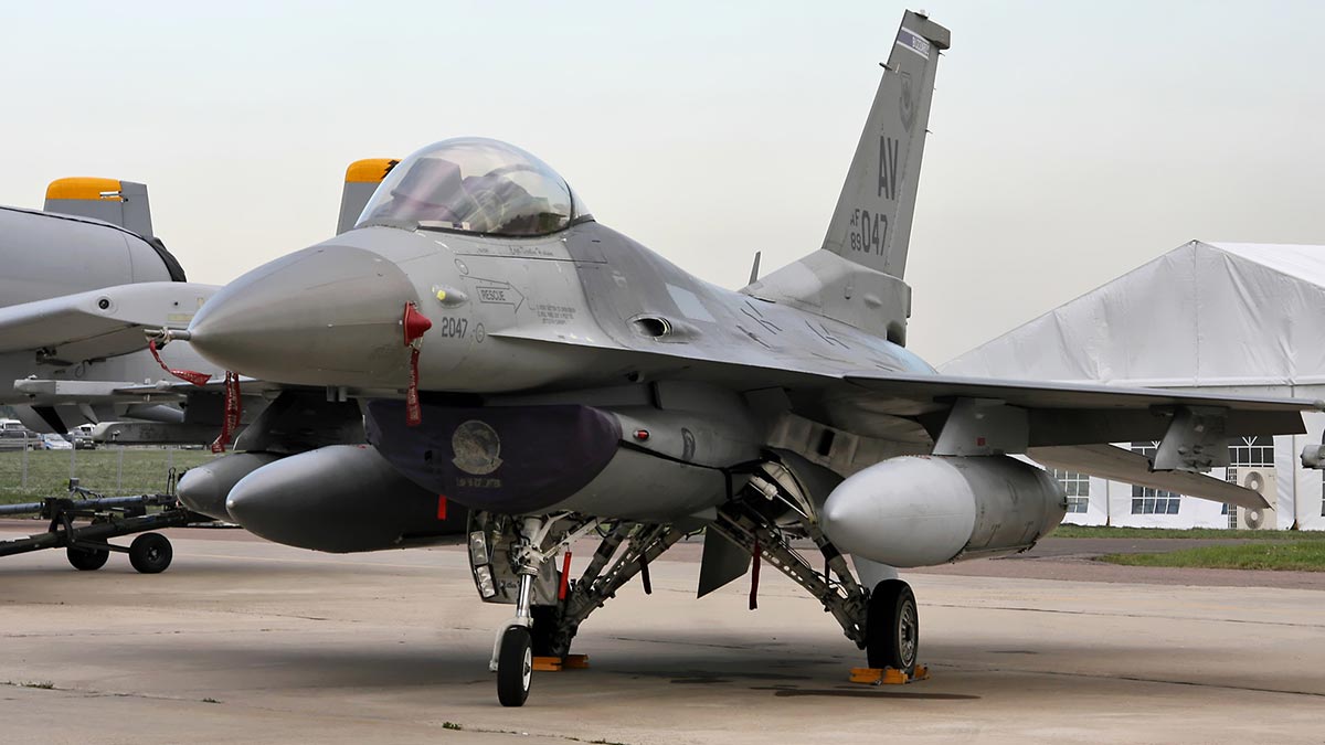       F-16    