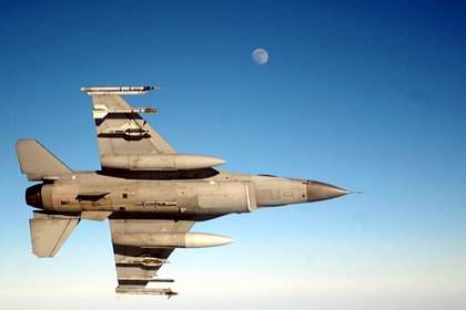         F-16