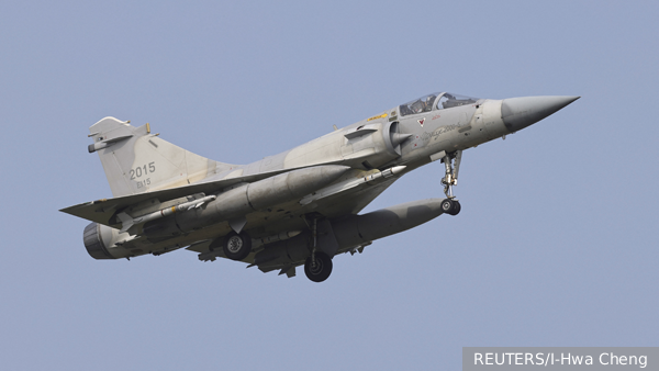 Valeurs Actuelles:       Mirage 2000-5  26