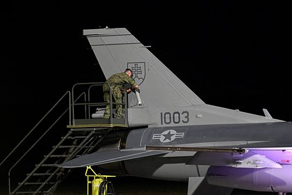       F-16