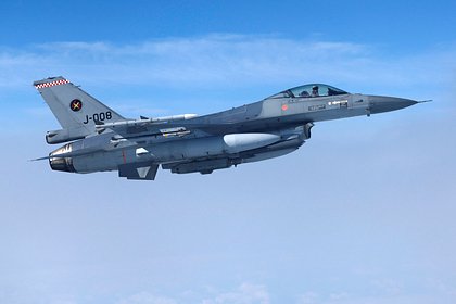      F-16 