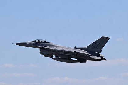       F-16 