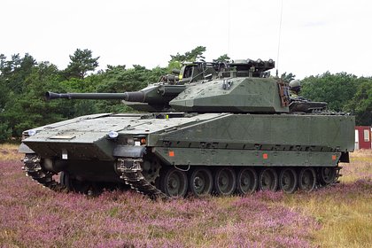         CV90