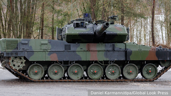 Spiegel:   Leopard 2        