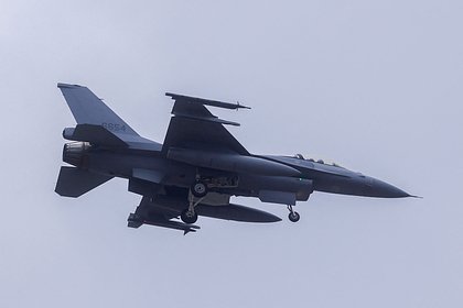          F-16 