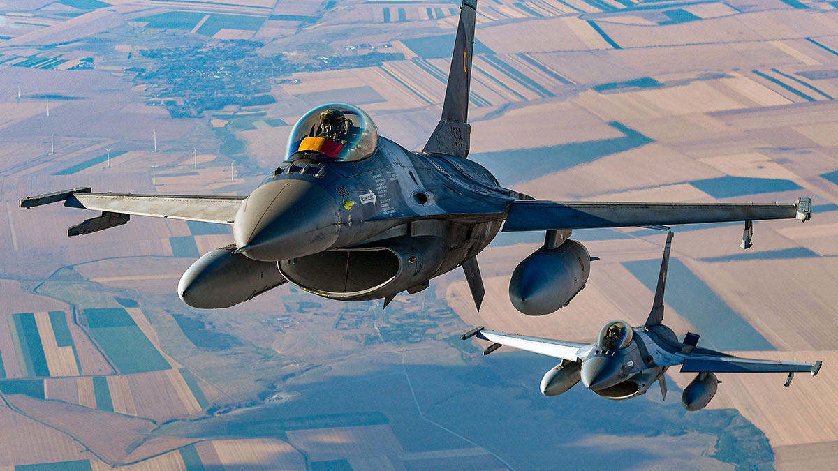        F-16  