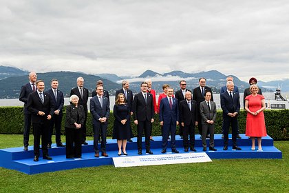  G7         