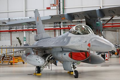       -  F-16